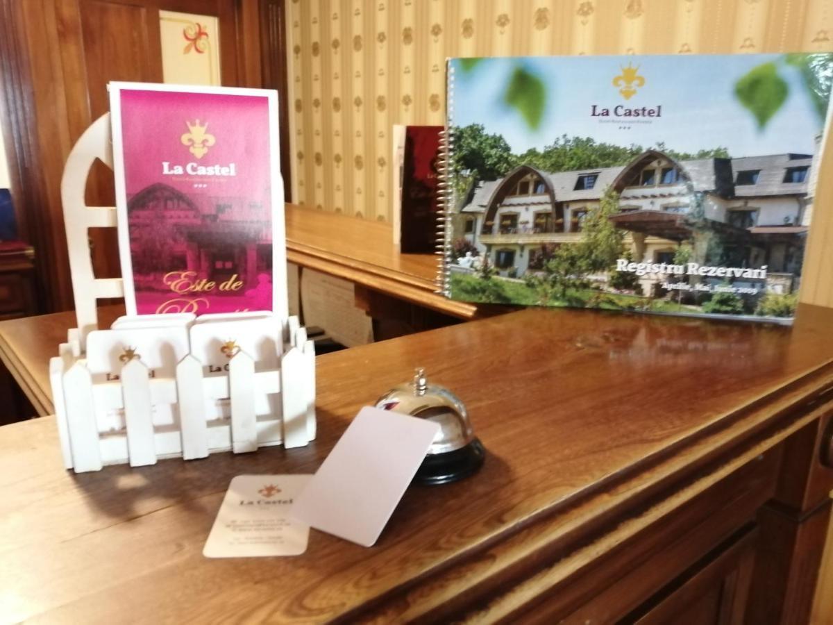 Hotel La Castel Iasi Exterior foto